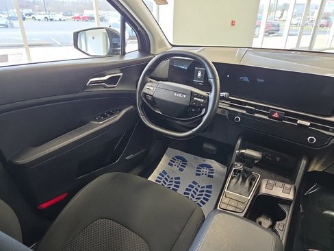 Used 2026 Kia Sportage LX image 17