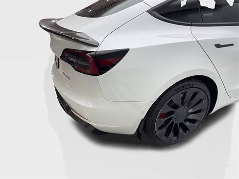 Used 2021 Tesla Model 3 Performance image 16