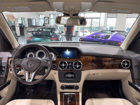 Used 2015 Mercedes-Benz GLK 350 2WD image 7