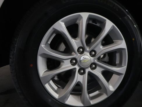 Used 2020 Chevrolet Equinox LS w/ LS Convenience Package AWD/4WD image 30