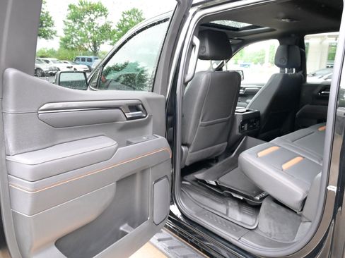 Used 2026 GMC Sierra 1500 AT4 w/ AT4 Preferred Package AWD/4WD image 35