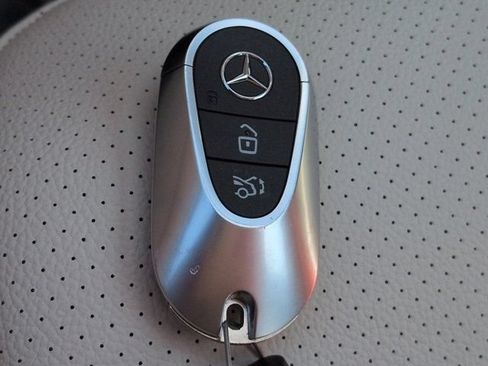 Certified 2025 Mercedes-Benz C 300 Sedan image 29