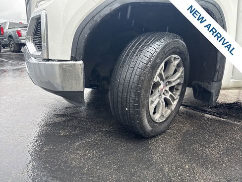 Used 2021 GMC Sierra 1500 SLT w/ X31 Off-Road Package AWD/4WD image 27