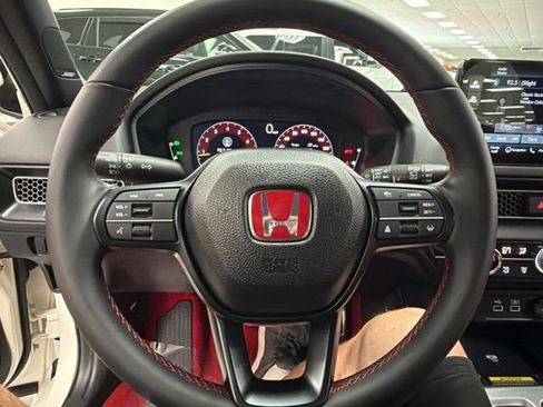 Used 2025 Honda Civic Type R image 21