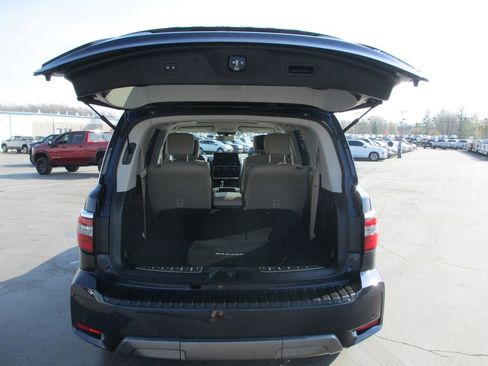 Used 2022 Nissan Armada Platinum w/ Captain's Chairs Package image 8