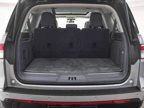 Used 2024 Lincoln Navigator L Black Label image 8