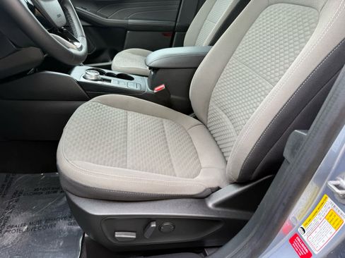 Certified 2022 Ford Escape SE w/ Convenience Package FWD image 4