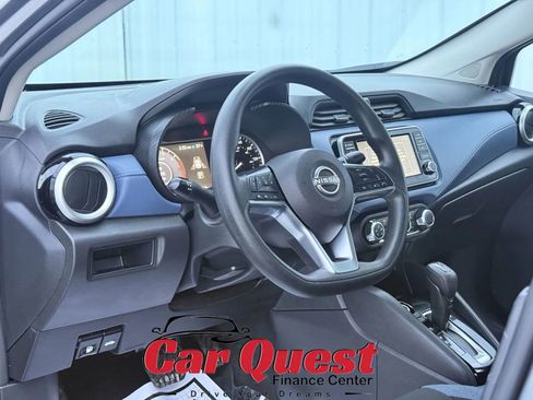 Used 2024 Nissan Versa SV image 10