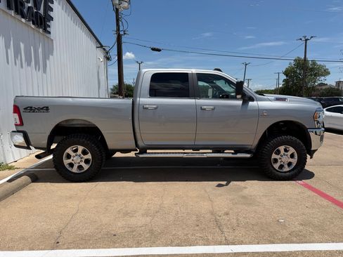 Used 2021 RAM 2500 Big Horn AWD/4WD image 8