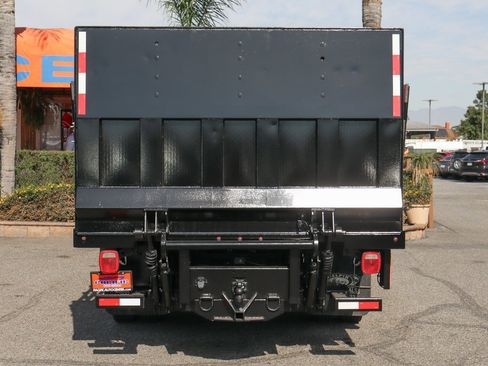 Used 2017 Ford F550 4x4 Regular Cab Super Duty image 7