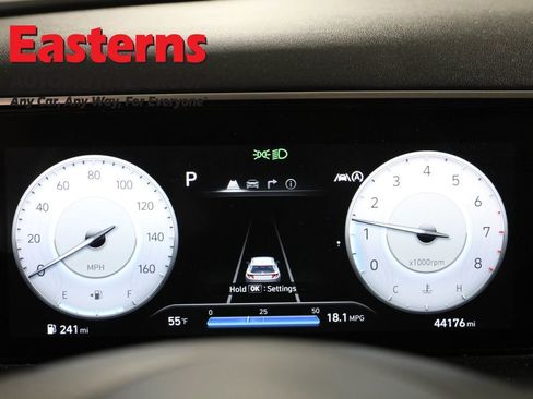 Used 2022 Hyundai Tucson Limited image 36