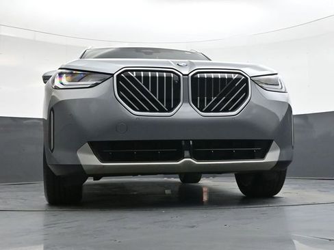 Used 2025 BMW X3 xDrive30i AWD/4WD image 44