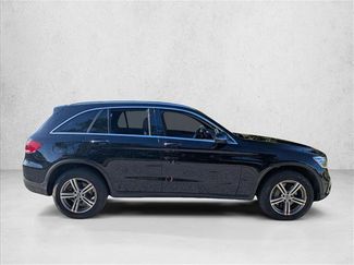 Used 2022 Mercedes-Benz GLC 300 video 2