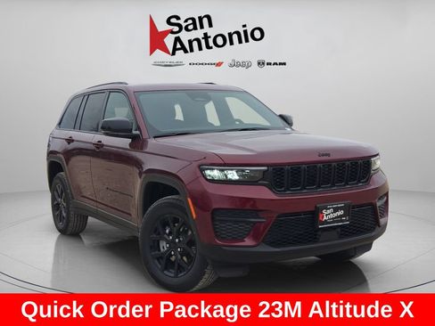 New 2025 Jeep Grand Cherokee Altitude RWD image 2
