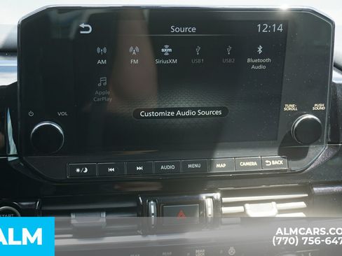 Used 2023 Nissan Pathfinder SL AWD/4WD image 41