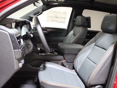 New 2026 GMC Yukon XL AT4 w/ AT4 Premium Plus Package AWD/4WD image 19