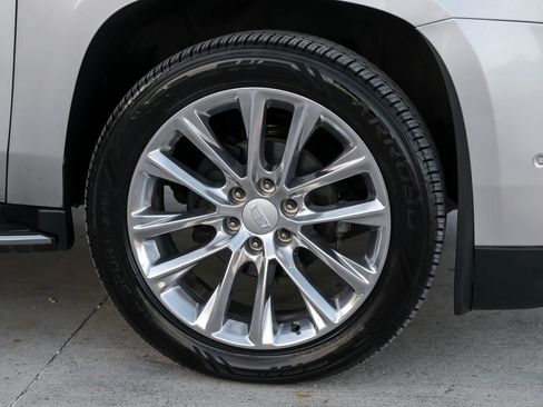 Used 2020 Cadillac Escalade ESV Luxury image 51