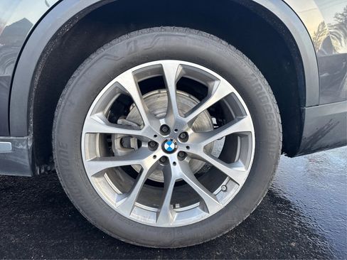 Used 2019 BMW X5 xDrive40i w/ Premium Package 2 image 16