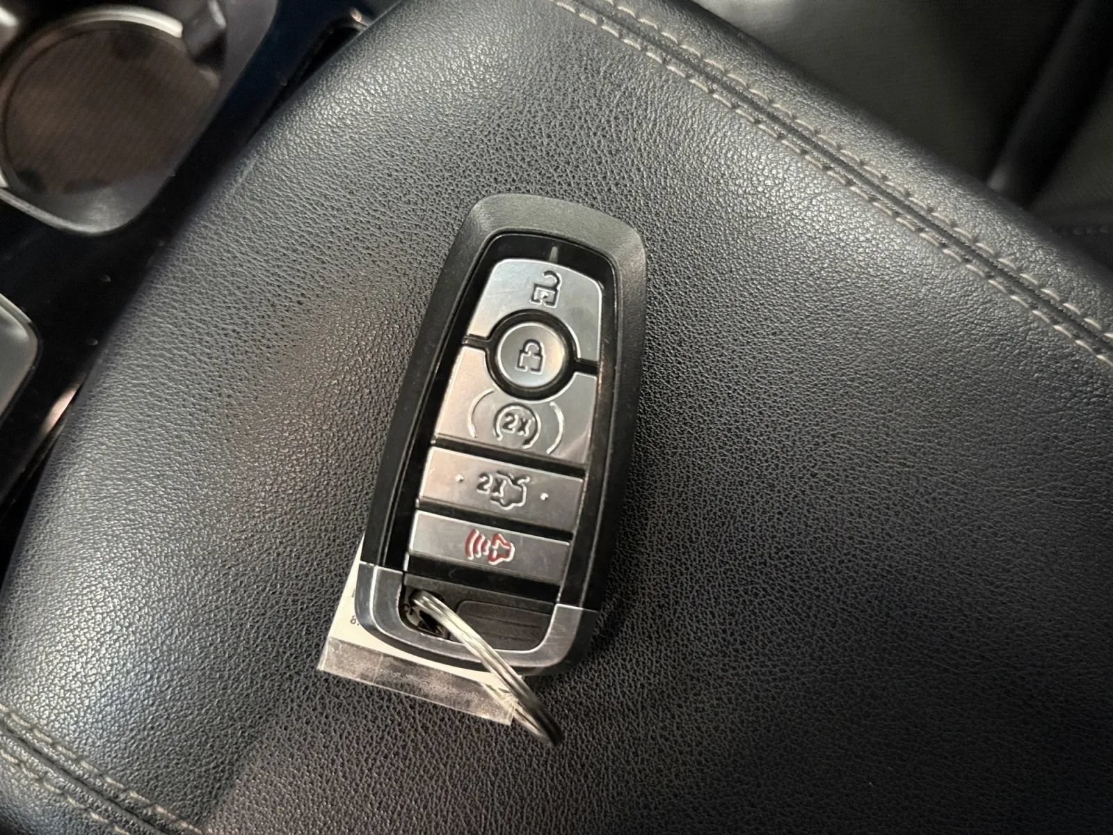 Used 2019 Ford Edge Titanium w/ Equipment Group 301A AWD/4WD image 48