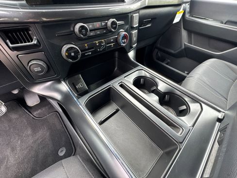 Used 2025 Ford F150 STX image 30