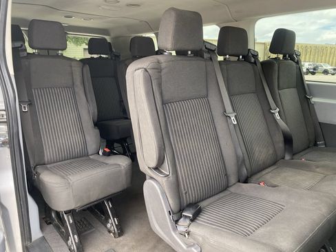 Used 2018 Ford Transit 350 XLT RWD image 26