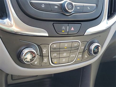 Used 2023 Chevrolet Equinox LT w/ Driver Convenience Package image 20