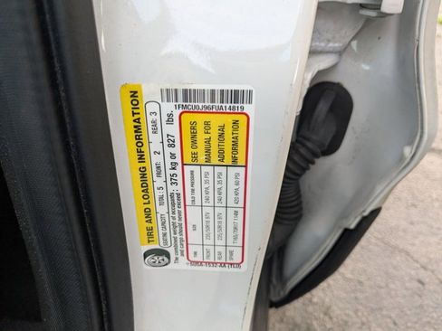 Used 2015 Ford Escape Titanium w/ Equipment Group 301A FWD image 15