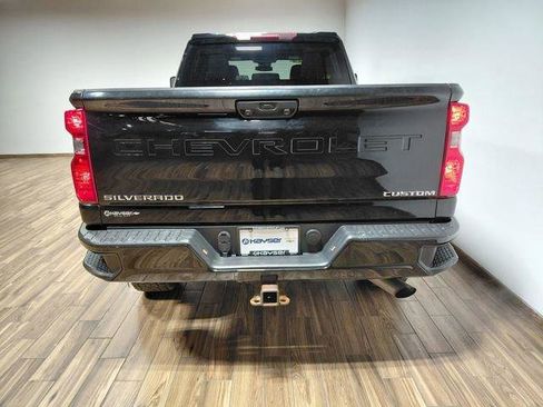 Used 2024 Chevrolet Silverado 2500 Custom w/ Custom Convenience Package AWD/4WD image 23