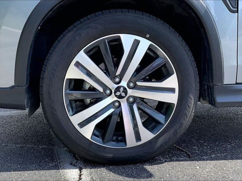 Used 2025 Mitsubishi Outlander Sport ES AWD/4WD image 8