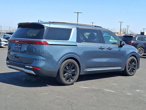 Used 2022 Kia Carnival SX Prestige FWD image 6