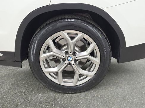 Certified 2024 BMW X3 sDrive30i w/ Premium Package RWD image 29