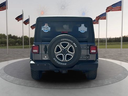 Used 2020 Jeep Wrangler Sport AWD/4WD image 6