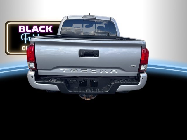 Used 2019 Toyota Tacoma TRD Sport w/ Technology Package AWD/4WD image 4