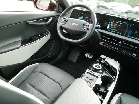 Certified 2023 Kia EV6 GT-Line AWD/4WD image 9