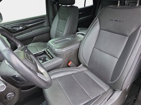 Used 2021 GMC Yukon Denali image 19