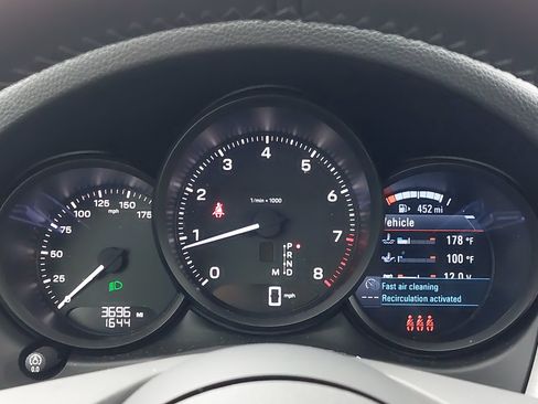 Certified 2026 Porsche Macan AWD/4WD image 21