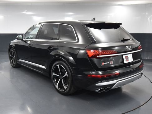Used 2024 Audi SQ7 Premium Plus image 7
