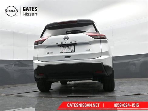 New 2026 Nissan Rogue SV image 38