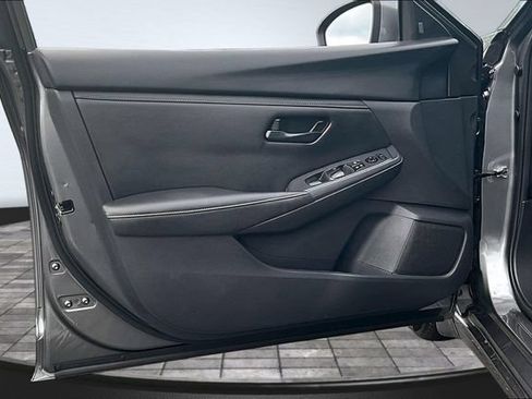 Used 2025 Nissan Sentra S FWD image 19