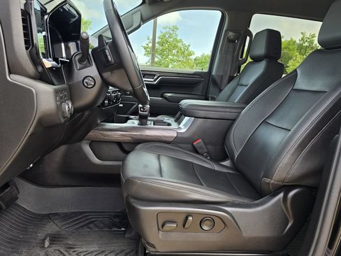 Used 2023 Chevrolet Silverado 1500 LTZ AWD/4WD image 13