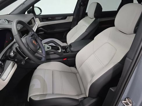 New 2026 Porsche Cayenne S AWD/4WD image 5