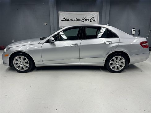 Used 2013 Mercedes-Benz E 350 4MATIC Sedan image 5