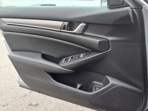 Used 2022 Honda Accord Sport image 7