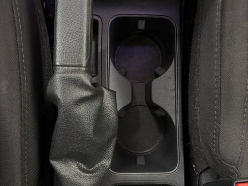 Used 2020 Ford EcoSport SE FWD image 31