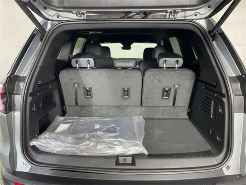 New 2026 GMC Acadia AT4 w/ Luxury Package image 12