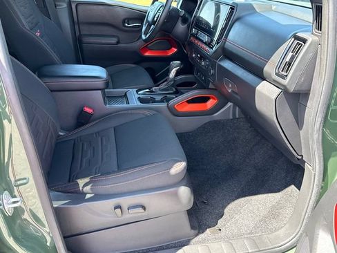 Used 2025 Nissan Frontier Pro-X RWD image 13
