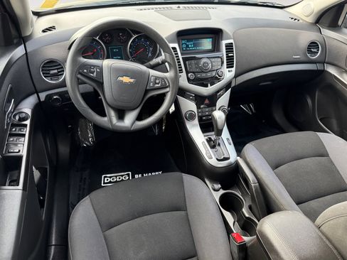 Used 2016 Chevrolet Cruze LT image 15