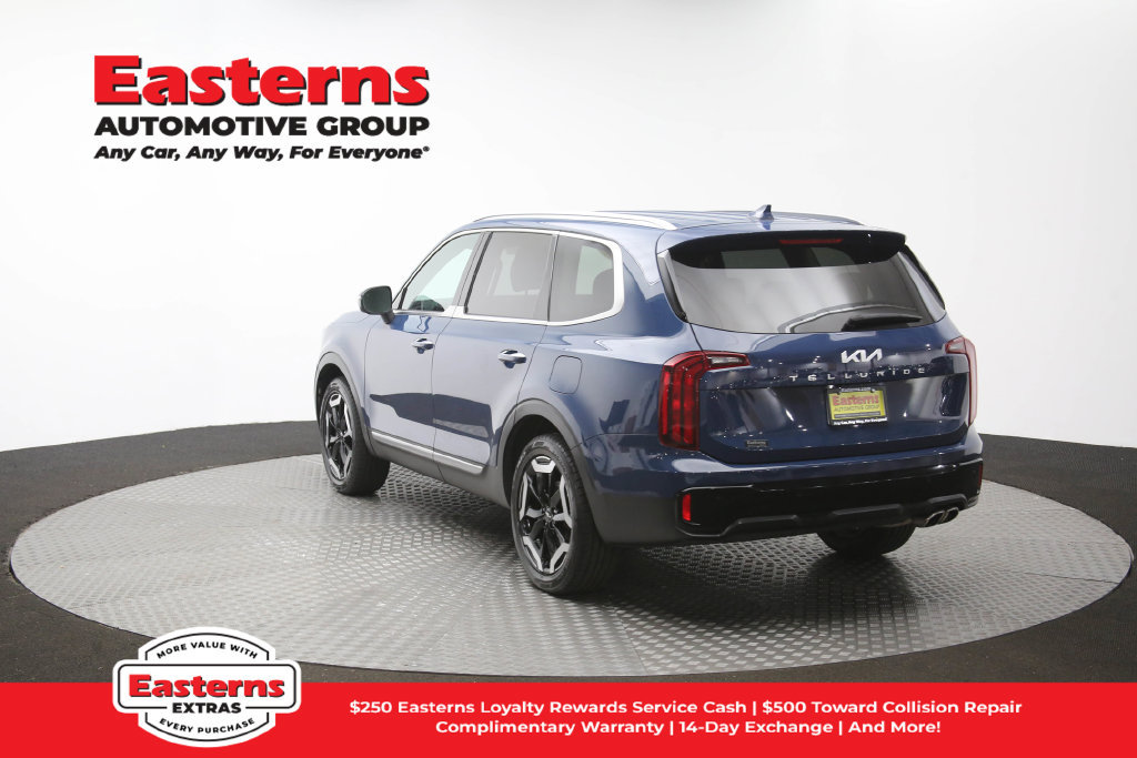 Used 2025 Kia Telluride S FWD image 68