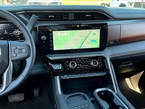 New 2026 GMC Sierra 3500 Denali Ultimate image 7