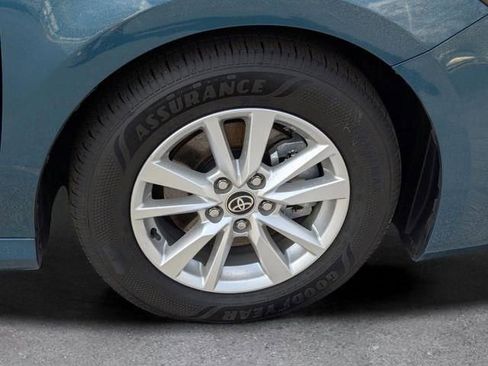 Used 2025 Toyota Camry LE w/ Convenience Package image 6